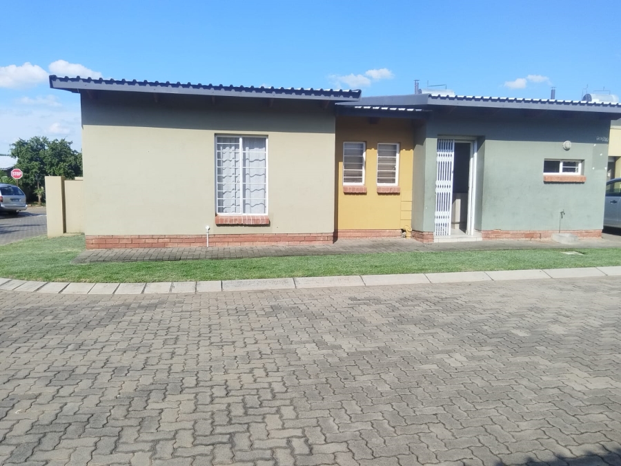 3 Bedroom Property for Sale in Waterval East North West